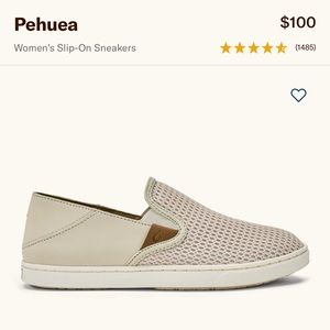 NWT. Womens OluKai slip one